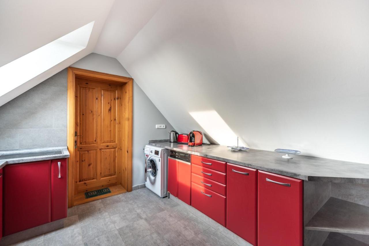 Buzavirag Apartman Keszthely Exterior foto